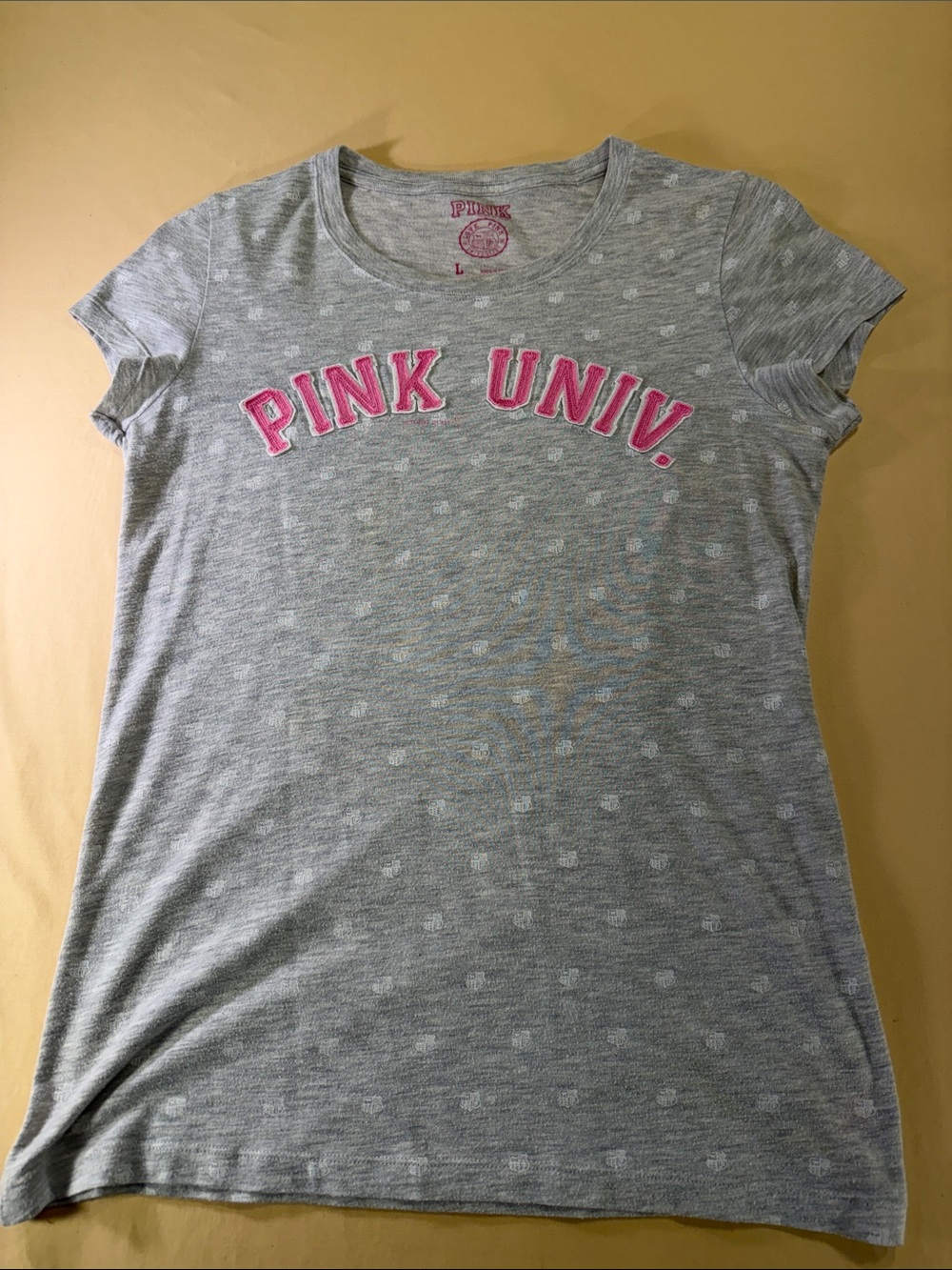 Victoria’s Secret pink Univ. T-shirt, size large